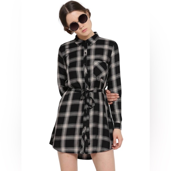NWOT Forever 21 Plaid Dress Size Medium - Picture 1 of 5